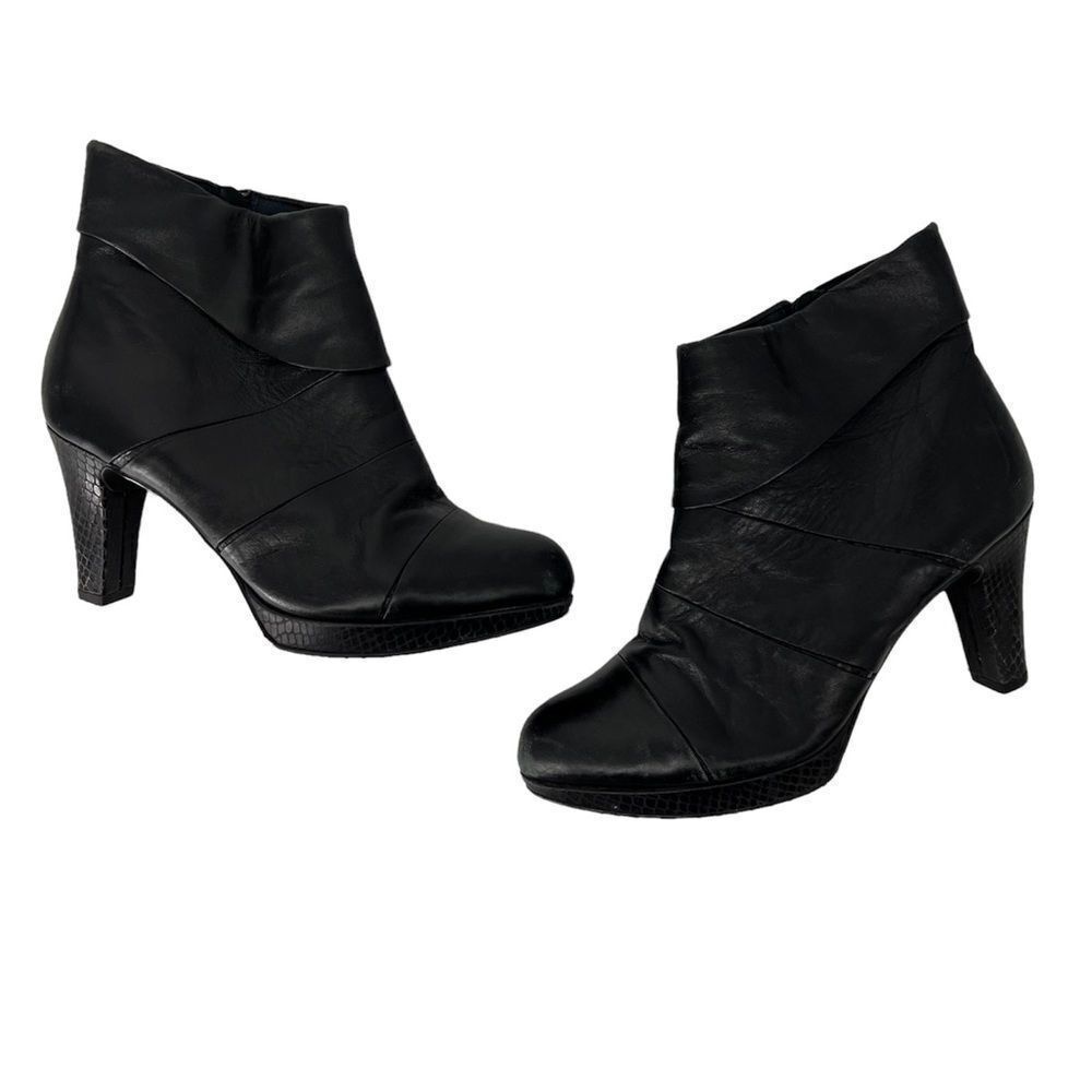 Umberto Raffini Black Side Zipper Heeled Ankle Boots Womens 6.5 37